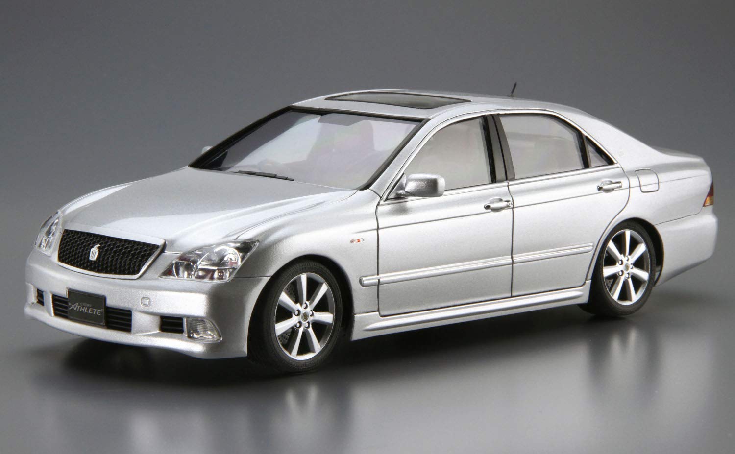 AOSHIMA The Model Car 1/24 Toyota Grs182 Crown Royal Saloon G/Athlete G '03 Plastic Model- Japan Figure Store - #1 Bring To You The Best Japanese Goods