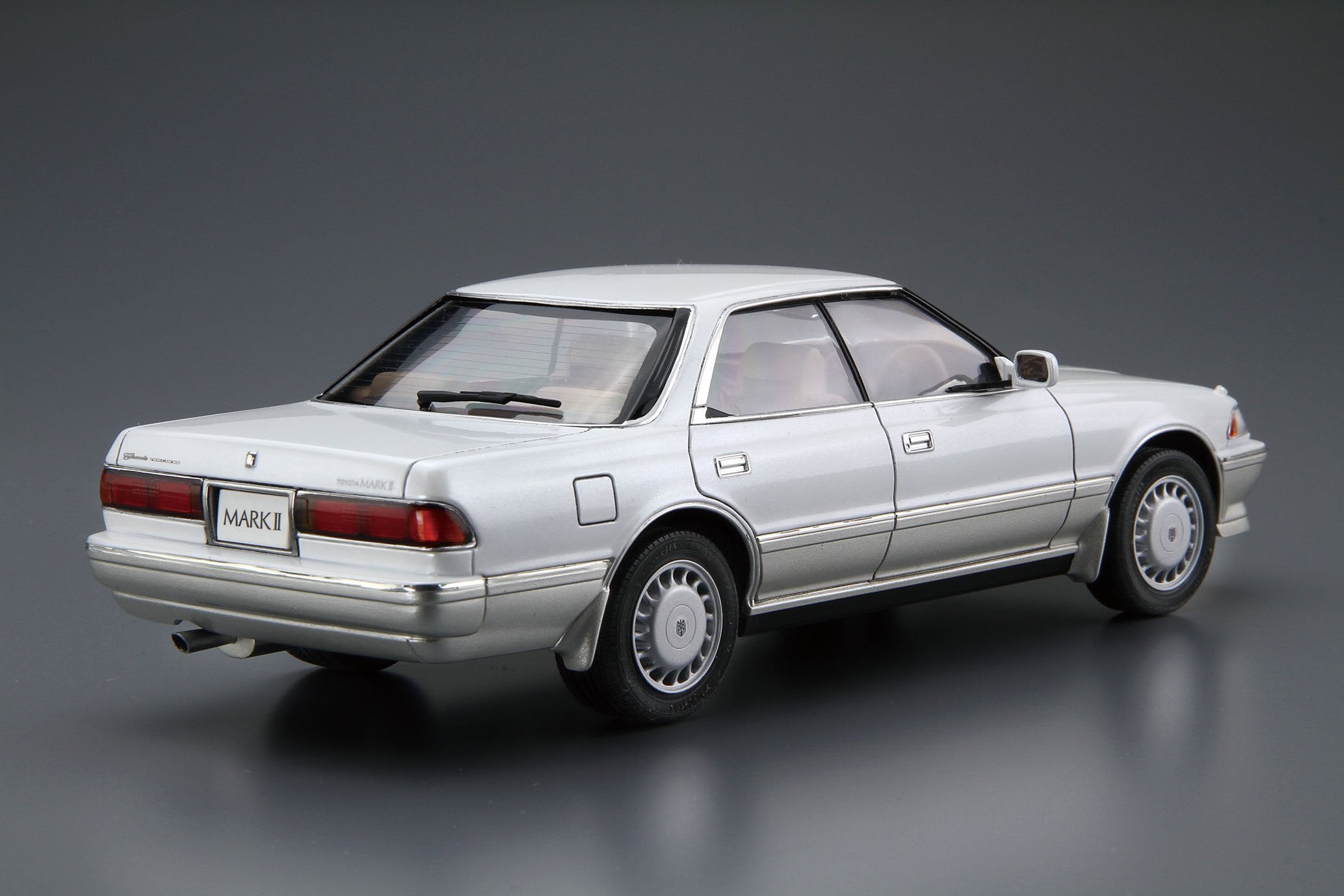 AOSHIMA The Model Car 1/24 Toyota Gx81 Mark Ii 2.0 Grande Twincam 24 '88 Plastic Model- Japan Figure Store - #1 Bring To You The Best Japanese Goods
