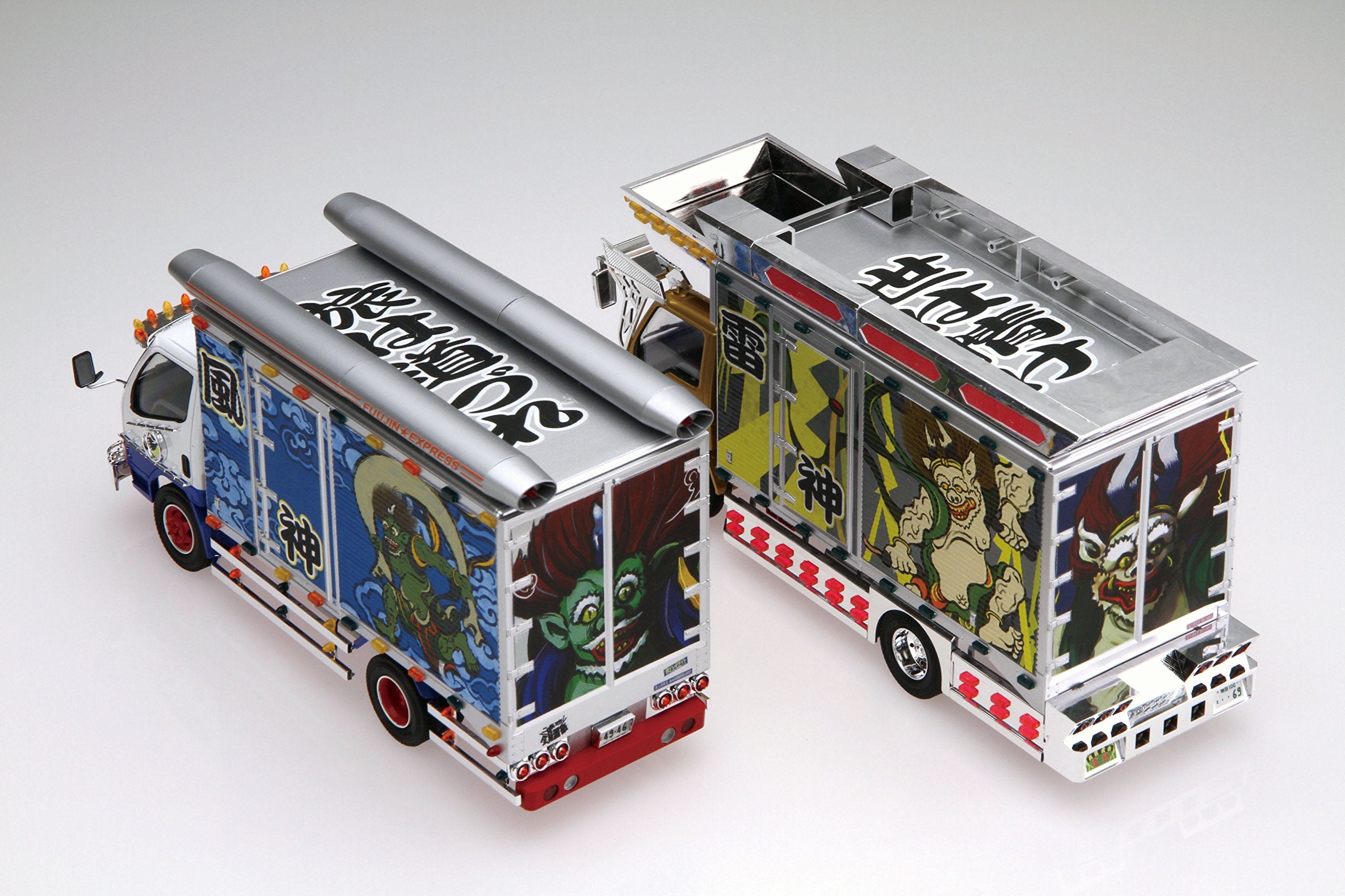 AOSHIMA - 09680 Japanese Decoration Truck Fujin & Raijin 1/32 Scale Kit- Japan Figure Store - #1 Bring To You The Best Japanese Goods