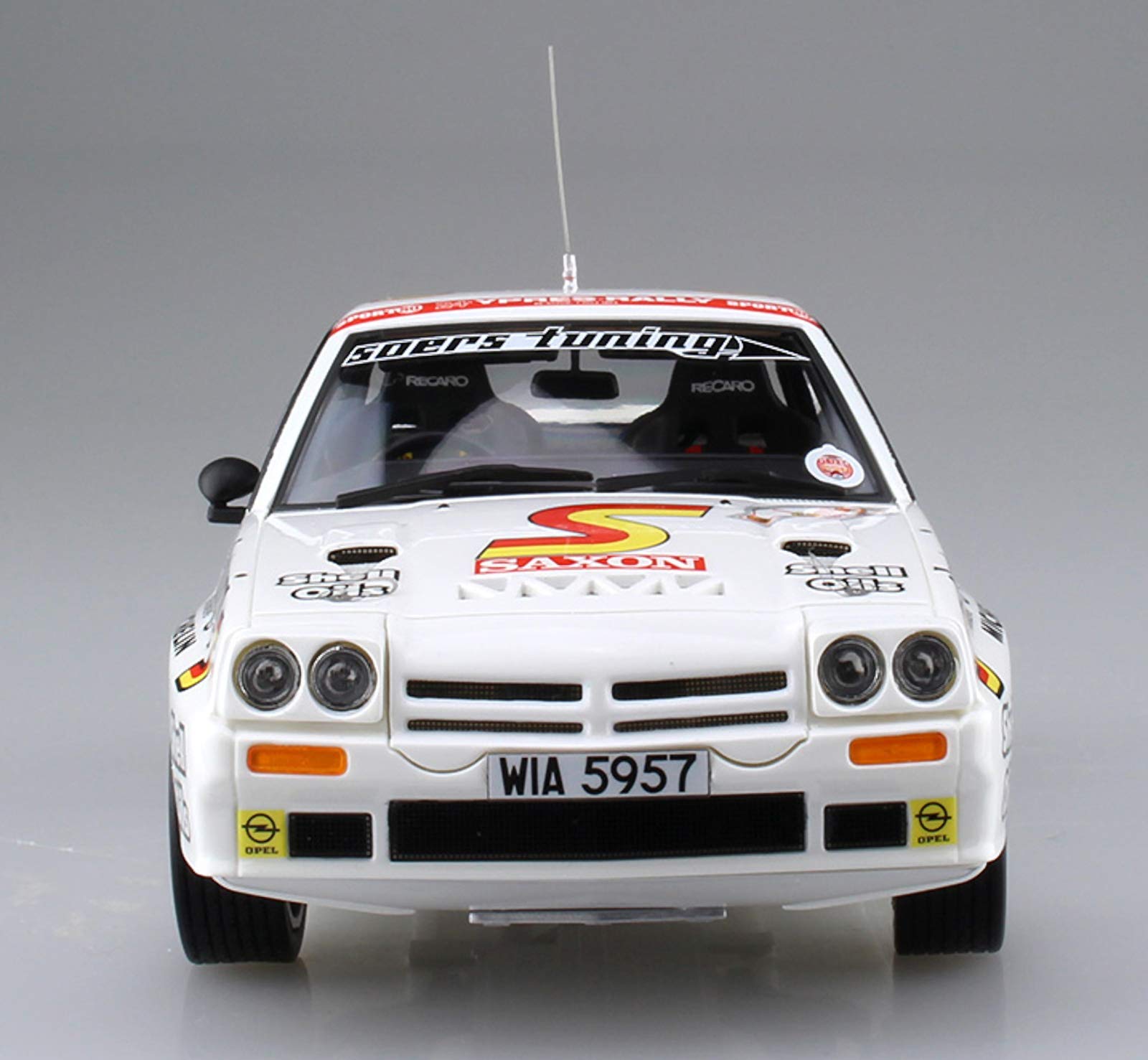AOSHIMA Belkits 105504 Opel Manta 400 Gr.B Jimmy Mcrae 24 Uren Van Ieper 1/24 Scale Kit- Japan Figure Store - #1 Bring To You The Best Japanese Goods