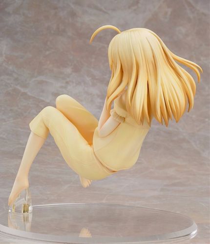 Fate/zero Saber:pajama Ver 1/7 Pvc Figure Wing- Japan Figure Store - #1 Bring To You The Best Japanese Goods