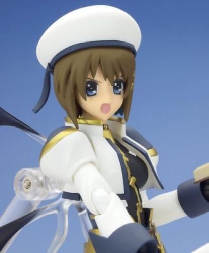 Figma 026 Magical Girl Lyrical Nanoha Strikers Hayate Yagami Knight Armour Ver.- Japan Figure Store - #1 Bring To You The Best Japanese Goods