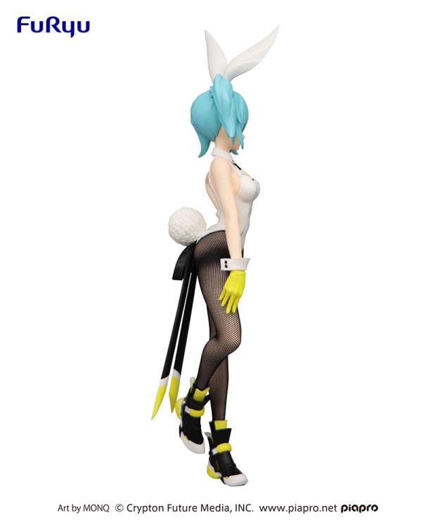 Flue Japan Furyu Hatsune Miku Bicute Bunnies Figure Street Ver. Figure- Japan Figure Store - #1 Bring To You The Best Japanese Goods