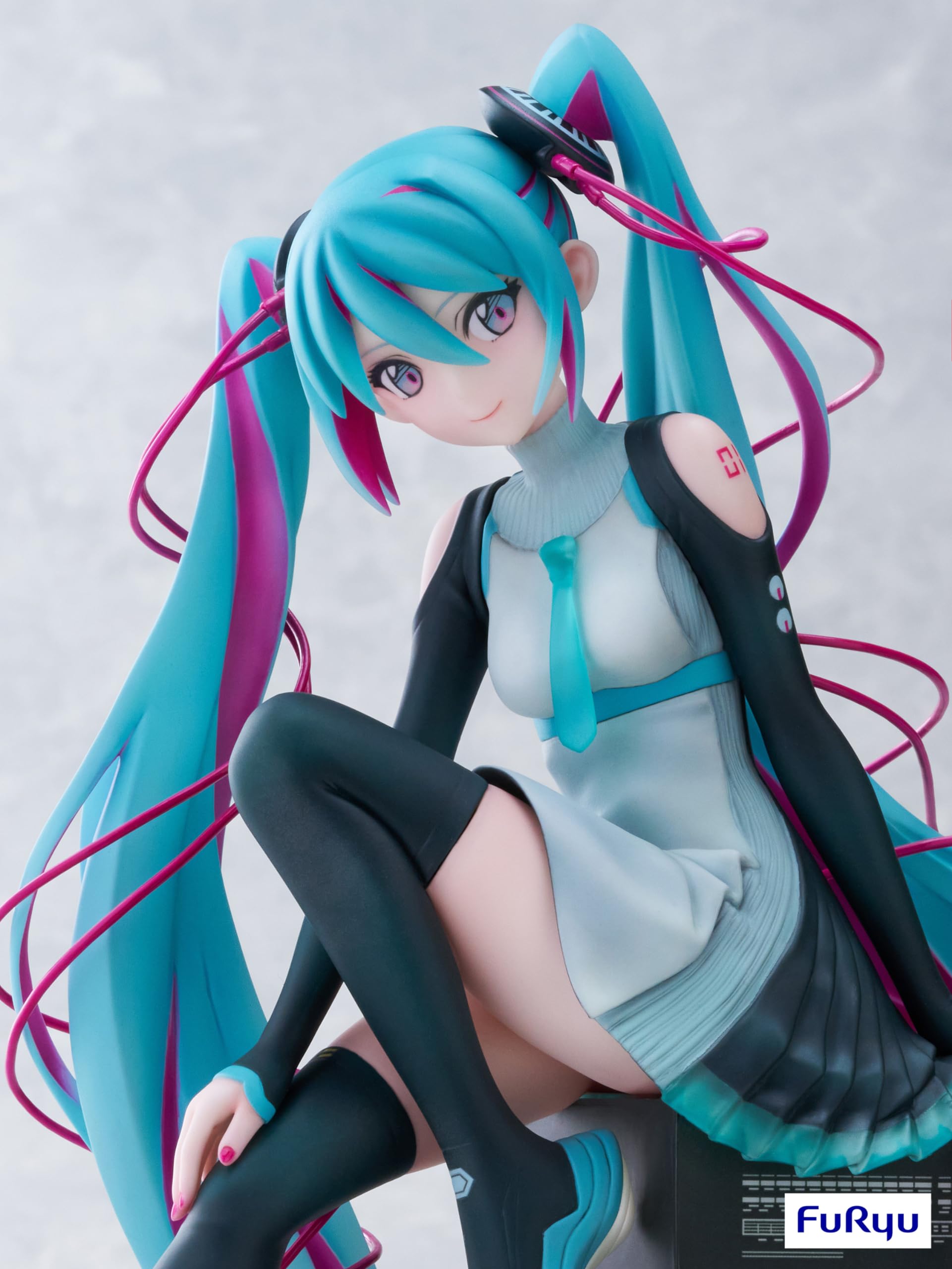 Furyu Hatsune Miku 1/7 PVC Figure- Japan Figure Store - #1 Bring To You The Best Japanese Goods