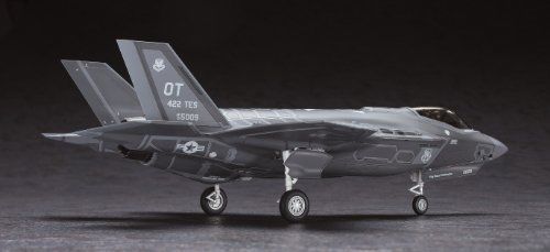 Hasegawa 1/72 F-35a Lightning Ii Model Kit- Japan Figure Store - #1 Bring To You The Best Japanese Goods
