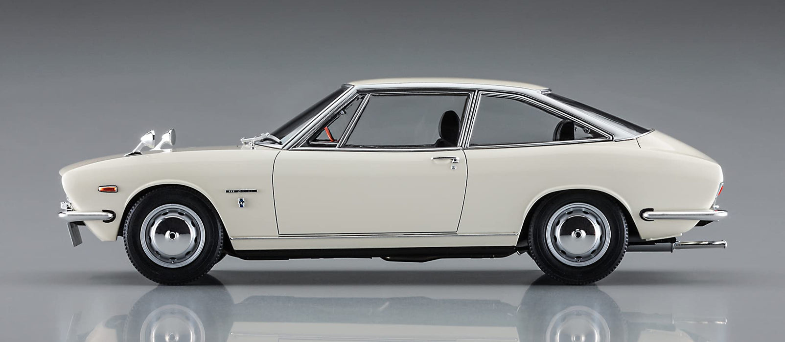 HASEGAWA 1/24 Isuzu 117 Coupe Early Model Plastic Model- Japan Figure Store - #1 Bring To You The Best Japanese Goods