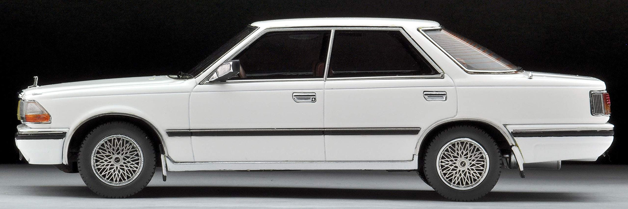 Tomytec Ignition Model 1/43 Cedric Excellence G White- Finished Collectible- Japan Figure Store - #1 Bring To You The Best Japanese Goods