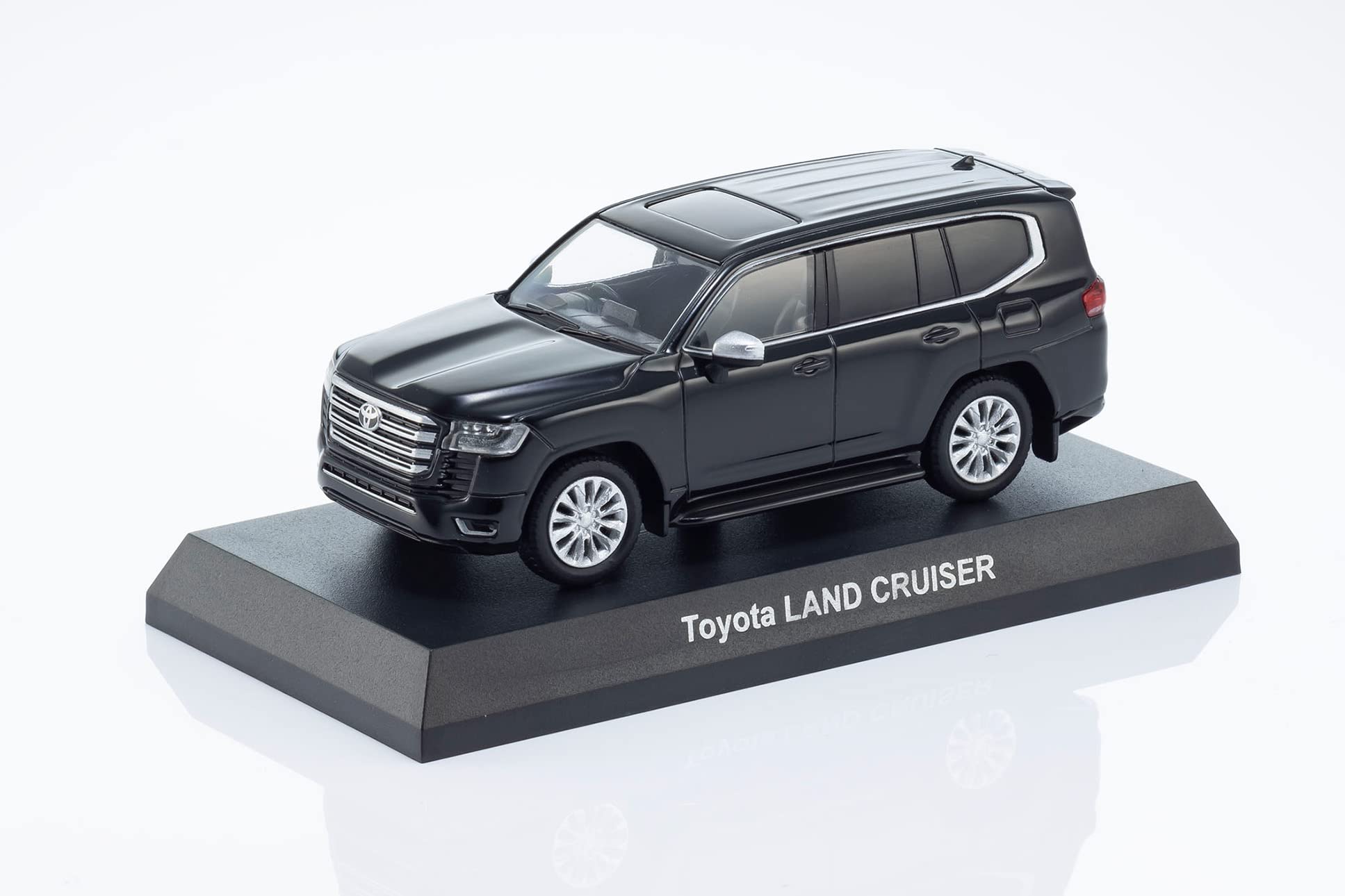 Kyosho 1/64 Toyota Land Cruiser 300 Black Finished- Japan Figure Store - #1 Bring To You The Best Japanese Goods