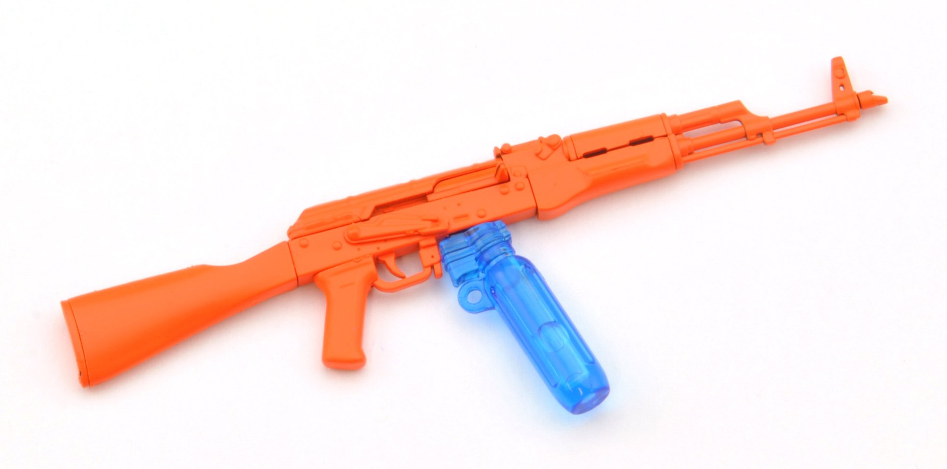 TOMYTEC La041 Military Series Little Armory Water Gun B2 1/12 Scale Plastic Model Kit- Japan Figure Store - #1 Bring To You The Best Japanese Goods