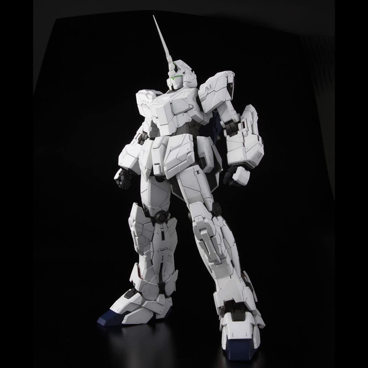 Pg Mobile Suit Gundam Uc Rx-0 Unicorn Gundam 1/60 Scale Color Coded Plastic Model- Japan Figure Store - #1 Bring To You The Best Japanese Goods
