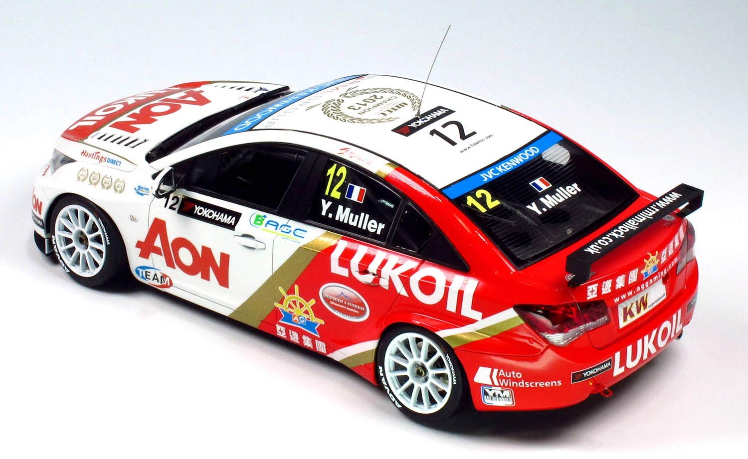 Platz Racing Series 1/24 Chevrolet Cruze 1.6T 13 Wtcc World Champion Scale Racing Car- Japan Figure Store - #1 Bring To You The Best Japanese Goods