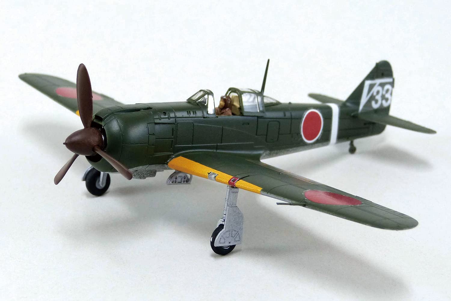 Aoshima 1/72 Kawasaki Ki-100 Type 5 Ver.1 B Plastic Model- Japan Figure Store - #1 Bring To You The Best Japanese Goods