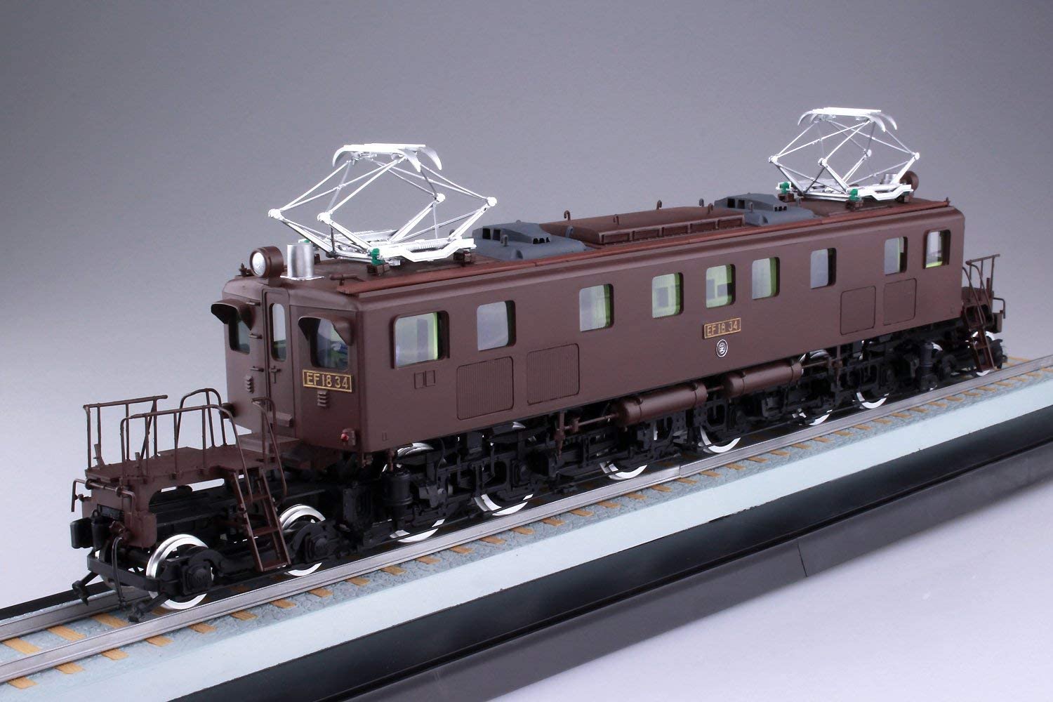 Qingdao Bunka Kyozaisha 1/50 Electric Locomotive Series No.2 Electric Locomotive Ef18 Plastic Model- Japan Figure Store - #1 Bring To You The Best Japanese Goods