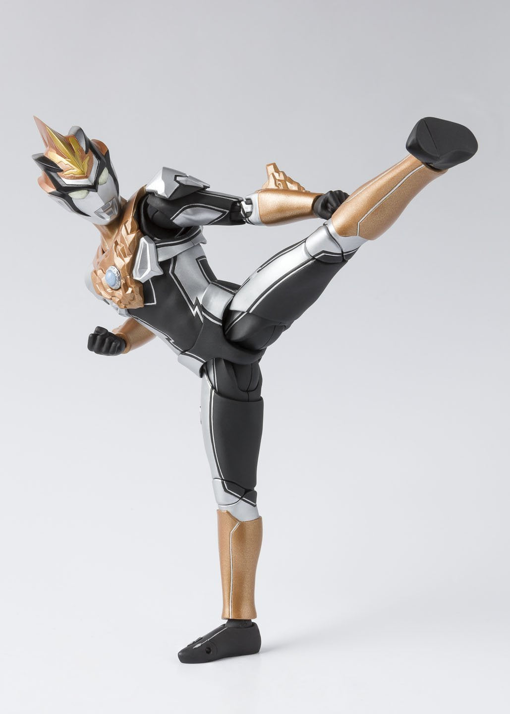 BANDAI S.H. Figuarts Ultraman R/B Ultraman Blu Ground Figure- Japan Figure Store - #1 Bring To You The Best Japanese Goods