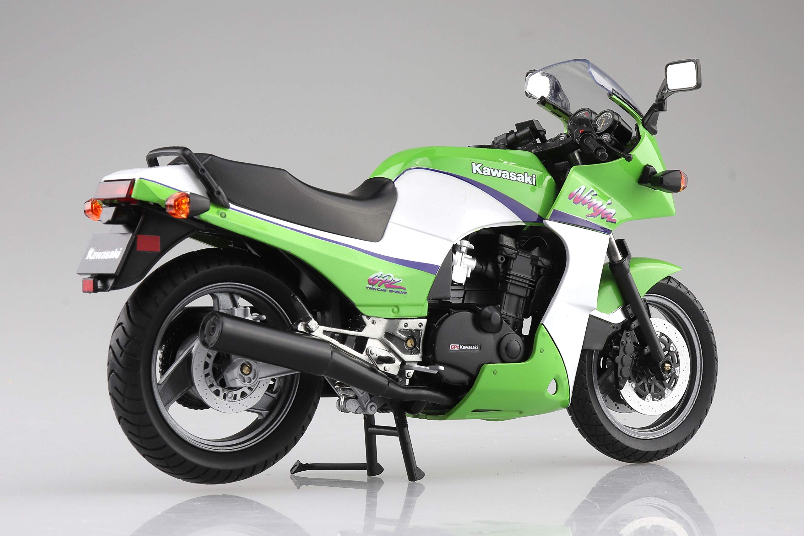AOSHIMA Skynet 1/12 Kawasaki Gpz900R Lime Green Finished Model- Japan Figure Store - #1 Bring To You The Best Japanese Goods