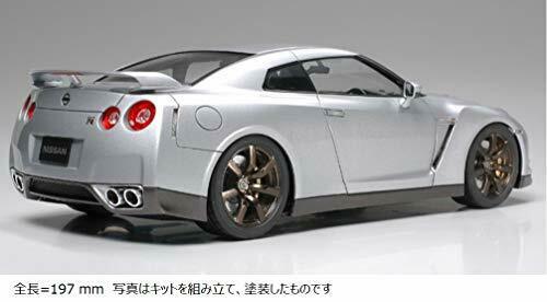 Tamiya 1/24 Nissan Gt-r Plastic Model Kit- Japan Figure Store - #1 Bring To You The Best Japanese Goods