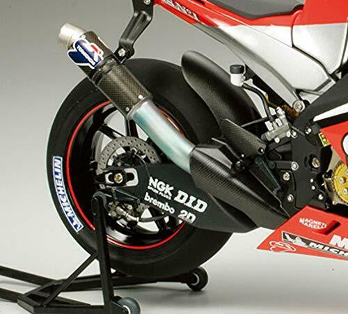 Tamiya Motorcycle Series No.100 Yamaha Yzr-m1'04 No7/no.33 Plastic Model Kit- Japan Figure Store - #1 Bring To You The Best Japanese Goods
