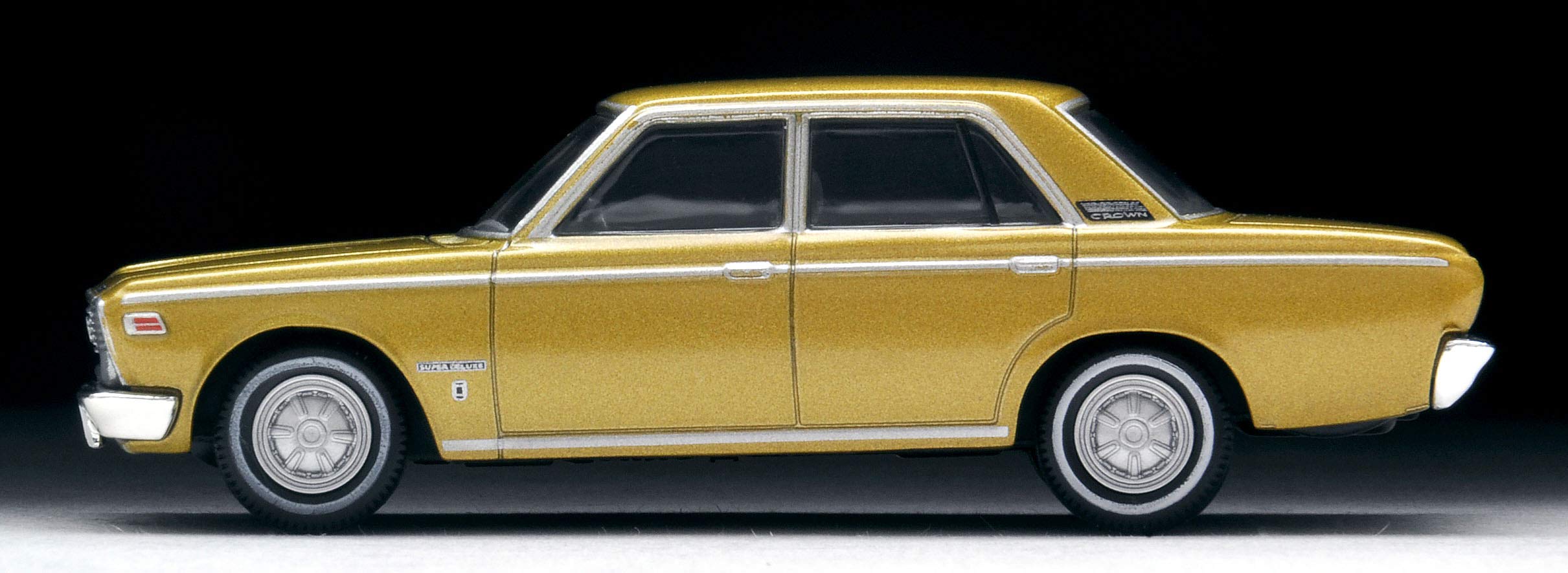Tomytec Lv-181A Tomica Limited Vintage Crown Super Dx 69' Gold 1/64 Scale Vintage Cars- Japan Figure Store - #1 Bring To You The Best Japanese Goods