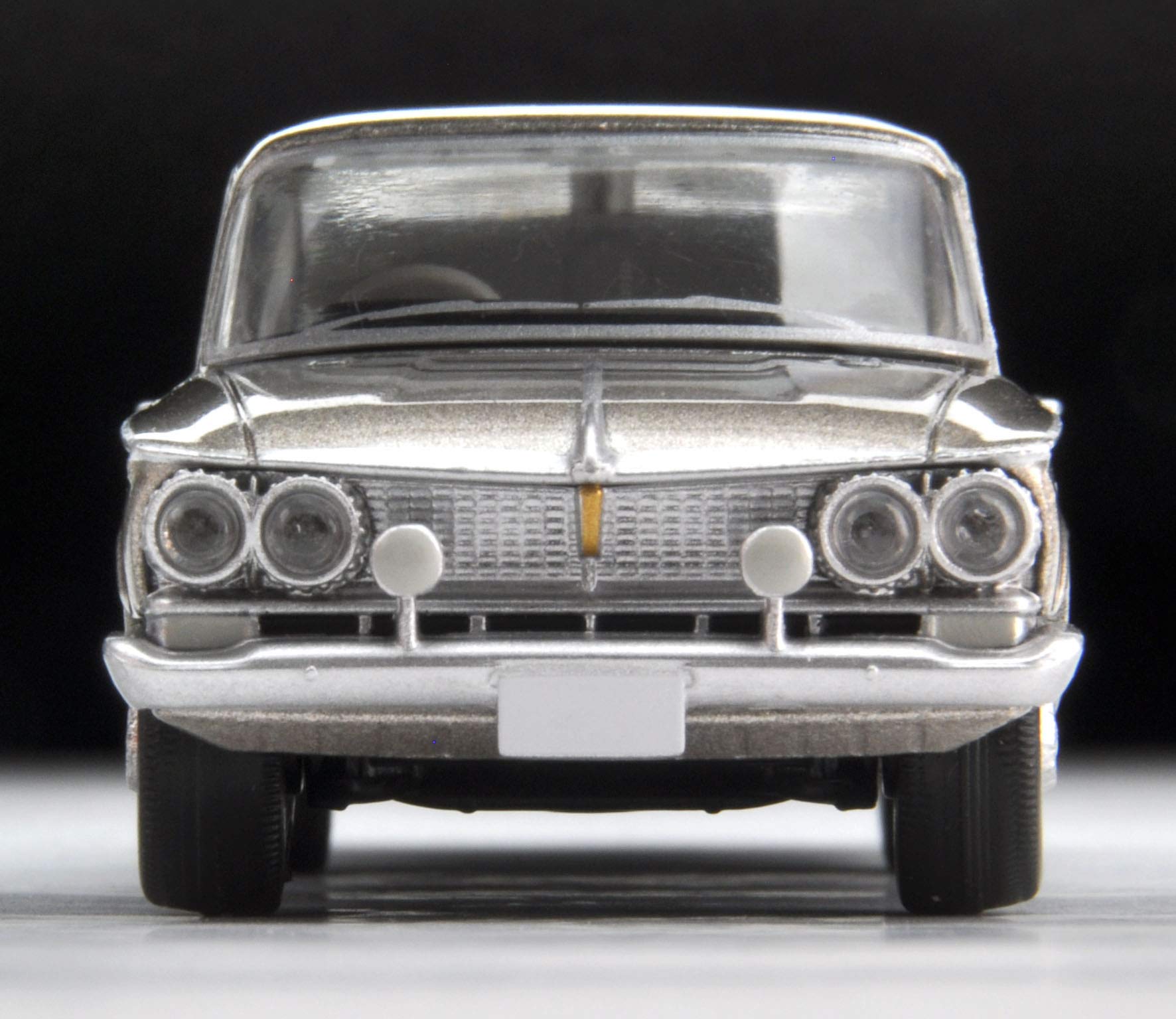 Tomytec Tomica Vintage Grand Gloria in Gray Metallic Limited Edition 1/64 Scale Model- Japan Figure Store - #1 Bring To You The Best Japanese Goods