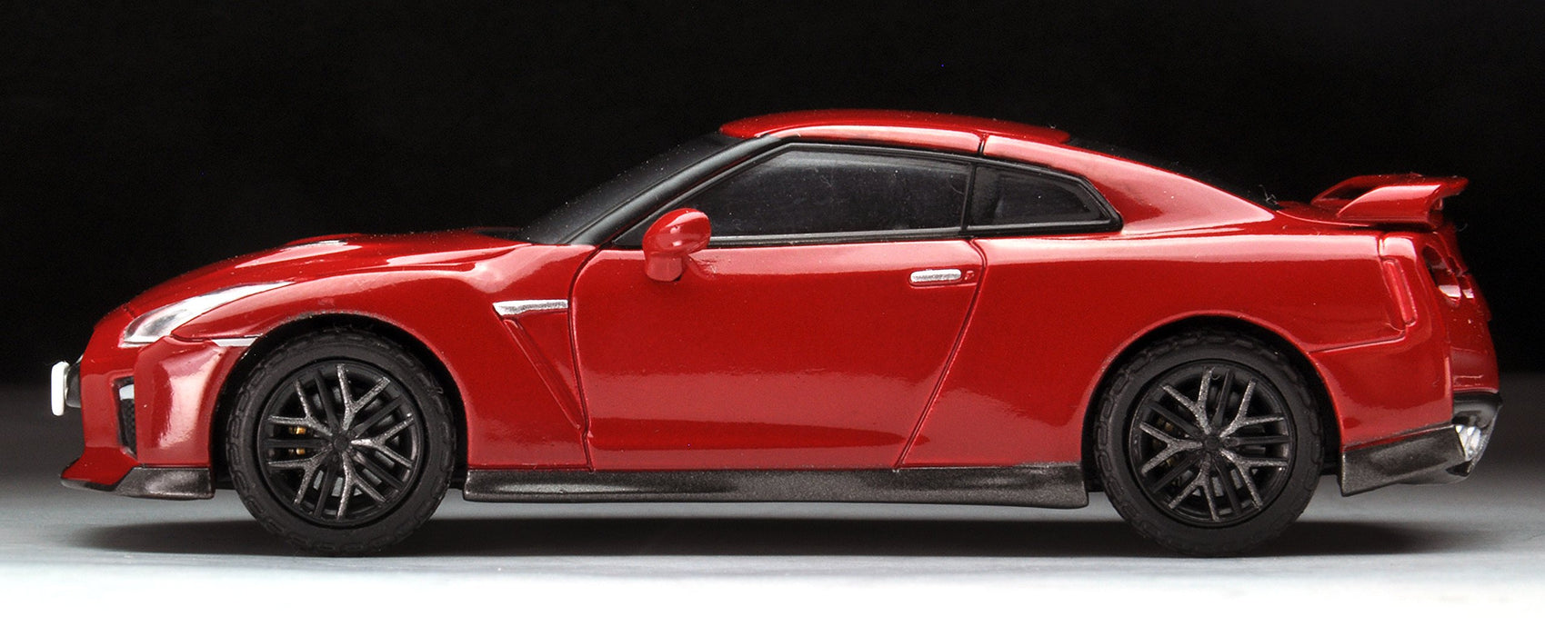 Tomytec Tomica Limited Vintage Neo 1/64 Nissan GT-R Premium 2017 Red Model- Japan Figure Store - #1 Bring To You The Best Japanese Goods