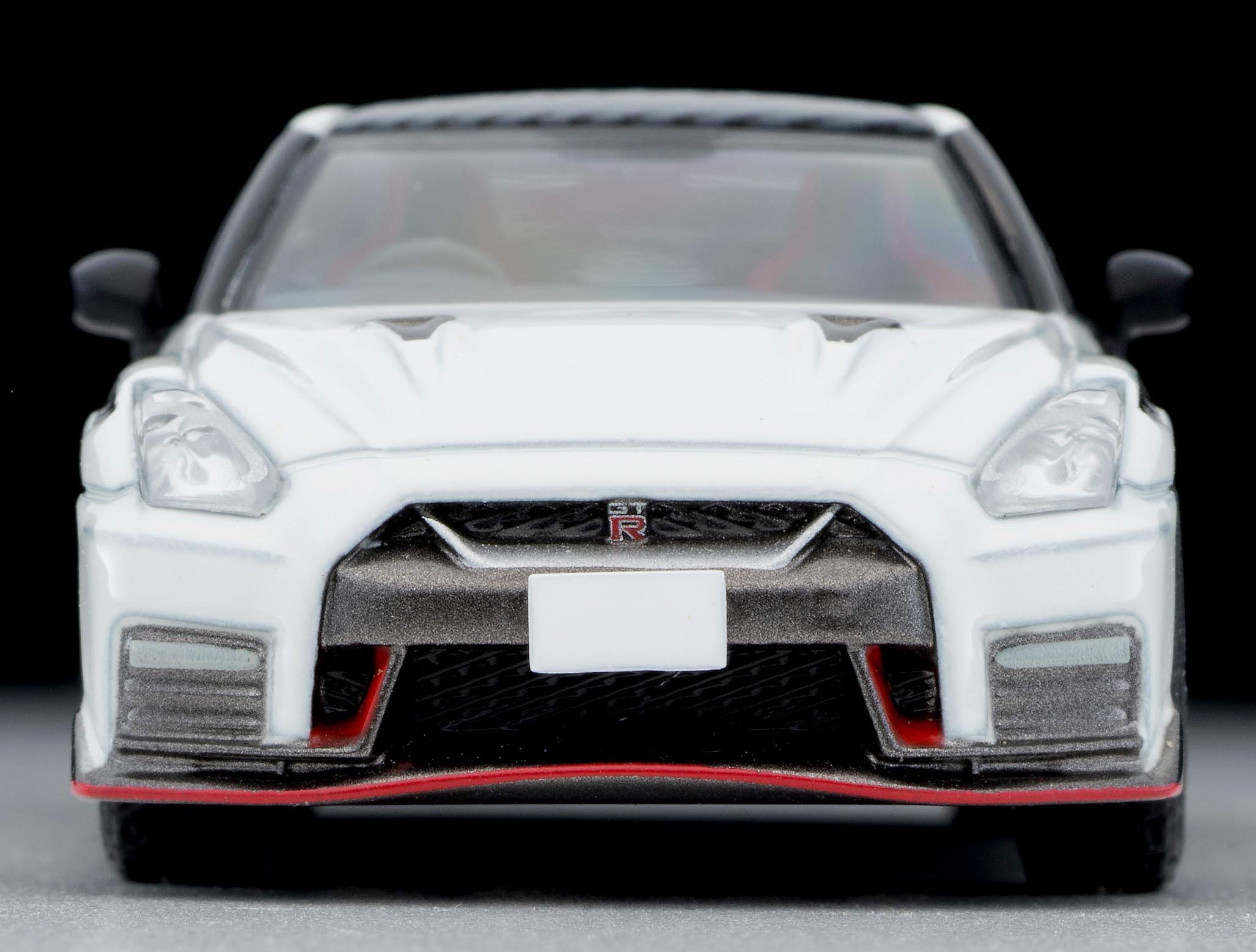 Tomytec Lv-N217a Tomica Limited Vintage Nissan Gt-R Nismo 2020 Model White 1/64 Scale Car- Japan Figure Store - #1 Bring To You The Best Japanese Goods